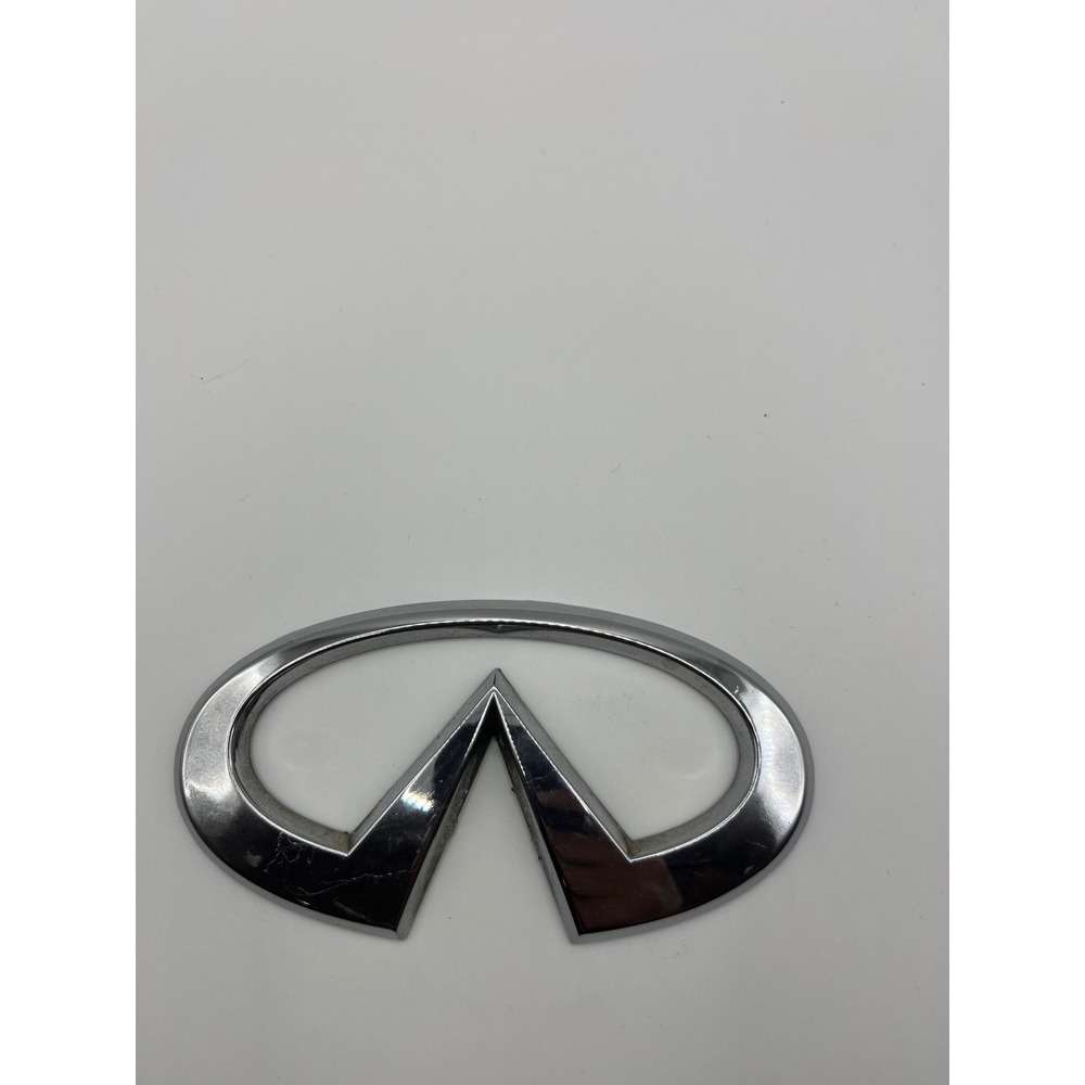Infiniti Emblem Badge Rear Trunk Logo 84890-5Y800 Chrome Silver Used - Picture 2 of 5